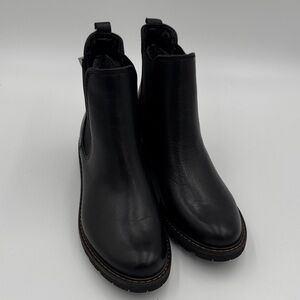 Classic Black Chelsea Boots